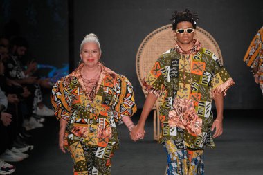 SPFW N55 : Meninos Rei Parade. 25 Mayıs 2023, Sao Paulo, Brezilya: SPFW N55 2023 Meninos Rei geçit törenini gösteriyor