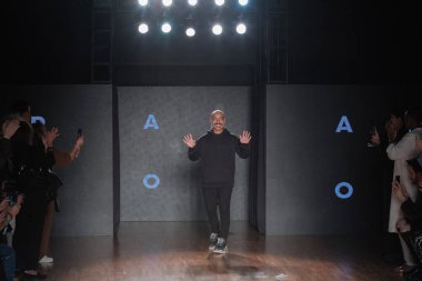 SPFW N55: Catwalk Apartamento 03. 26 Mayıs 2023, Sao Paulo, Brezilya: Apartamento 03 Kulis, SPFW-N55 sırasında, Sao Paulo 'daki Shopping Iguatemi' de 26 Mayıs Cuma günü düzenlenen podyumda).