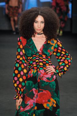 (SPFW N55: The Paradise Parade. 26 Mayıs 2023, Sao Paulo, Brezilya: SPFW N55 2023 The Paradise Parade of Led markası, Mooca Park, Sao Paulo 'nun doğusundaki Komplexo Tempo' da 26 Mayıs Cuma günü. Fotoğraf: Rodrigo Moraes / Thenews2 (Fotoğraf: Rodrigo Moraes / Thenews2 / De