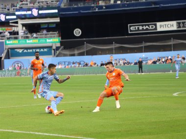 2023 MLS Normal Sezon: New York City FC Cincinnati 'ye karşı. 31 Mayıs 2023, New York, ABD: New York City FC ile MLS Doğu Konferansı için geçerli olan Cincinnati arasındaki futbol maçı, 31 Mayıs Çarşamba günü New York Yankee Stadyumu 'nda oynanacak.). 