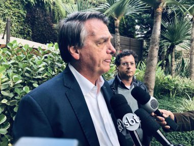 Jair Bolsonaro tıbbi testlerden sonra hastaneden ayrılıyor. 1 Haziran 2023, Sao Paulo, Brezilya: Brezilya eski Başkanı Jair Bolsonaro, testler yaptıktan sonra Vila Nova Conceicao 'daki Nova Star Hastanesi' nden ayrıldı ve daha sonra Tarcisio de Freitas ile görüştü.