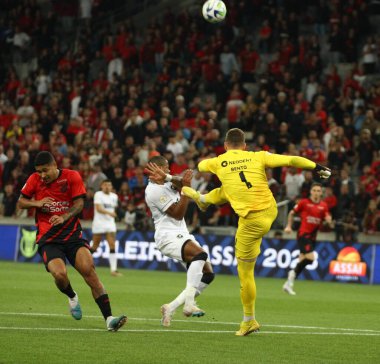 Botafogo ile Athletico PR arasındaki Brezilya şampiyonluk maçı. Haziran 06, 2023. Curitiba, Parana, Brezilya: Athletico PR ile Botafogo arasındaki maç, Brezilya Şampiyonası 'nın dokuzuncu turu için Cumartesi günü Arena da Baixada' da geçerli.). 