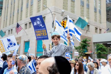75 'inci İsrail Geçit Töreni' ni Umudu Gözden Geçirmek. 4 Haziran 2023, New York, ABD: Yahudiler New York 'ta 57. ve 74. caddeler arasında İsrail' in 75 yıllık varlığını kutluyorlar. . 