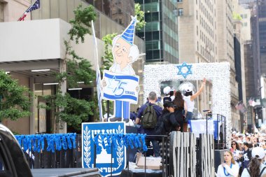 75 'inci İsrail Geçit Töreni' ni Umudu Gözden Geçirmek. 4 Haziran 2023, New York, ABD: Yahudiler New York 'ta 57. ve 74. caddeler arasında İsrail' in 75 yıllık varlığını kutluyorlar. . 