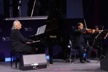 Vtex Günü 2023 olayı. 5 Haziran 2023. Sao Paulo, Brezilya: Maestro Joao Carlos Martins VTEX Günü 'nün açılışını yaptı. Vtex Günü, Latin Amerika 'da dijital dönüşüme odaklanan en büyük olaydır..