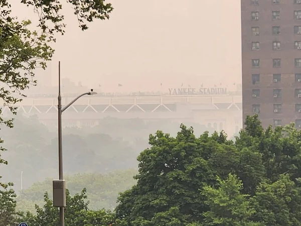Smoked Filled Air Ciudad Nueva York Junio 2023 Nueva York —  Fotos de Stock