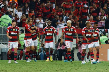 Rio de Janeiro (RJ), 06 / 08 / 2023 - LIBERTADORES / FLAMENGO / RACING / RJ - Vitor Hugo of Flamengo skor yapıyor ve grup safhaları için geçerli olan Racing maçında golünü kutluyor. A grubu, Libertadores da America 2023 'ün 5. raundu.