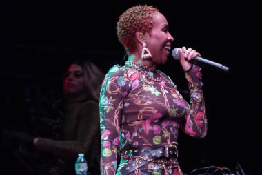 Şarkıcı Karol Konka 'nın 2023 Castro Festivali' nin ön-Parada LGBT + 'sı sırasında verdiği konser, 10 Haziran 2023 Cumartesi günü Sao Paulo' nun orta kesimindeki Vale do Anhangabau 'da gerçekleşti. İki aşamalı 15 saatlik etkinlik. 