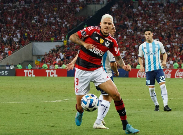 Rio de Janeiro (RJ), 06 / 08 / 2023 - LIBERTADORES / FLAMENGO / RACING / RJ - Petro do Flamengo 'ya karşı yapılan bir top atma maçında, grup aşamaları için geçerli. A grubu, Libertadores da America 2023 'ün 5. raundu Mario Filho Stadyumu' nda yapıldı. 