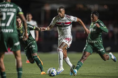 SAO PAULO (SP), Brezilya 06 / 11 / 2023 - 2023 Brezilya Futbol Şampiyonası 'nın onuncu turu için geçerli olan Sao Paulo ve Palmeiras arasındaki maçta Caio