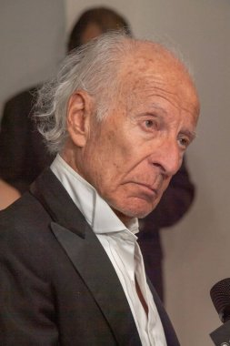 Ron Delsener sunar - 2023 Tribeca Festivali. 11 Haziran 2023, New York, ABD: Ron Delsener 11 Haziran 2023 'te New York' ta düzenlenen Tribeca Festivali sırasında Ron Delsener Sunumlarına katılır.. 