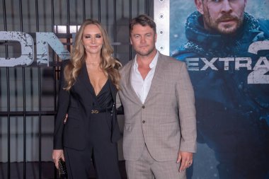 Netflix 'in Extraction 2 New York prömiyeri. 12 Haziran 2023, New York, New York, ABD: Samantha Hemsworth ve Evan Hemsworth 12 Haziran 2023 'te Lincoln Center' daki Jazz 'daki Netflix' s Extraction 2 New York galasına katıldılar. 
