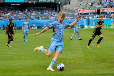 2023 MLS Normal Sezon: New York City FC, Columbus Crew 'a karşı. 17 Haziran 2023, New York, ABD: New York City FC ve Columbus Crew arasındaki futbol maçı, Major League Soccer (MLS) Doğu Konferansı için geçerli, New York Yankee Stadyumu 'nda