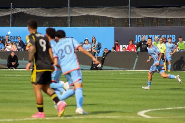 2023 MLS Normal Sezon: New York City FC, Columbus Crew 'a karşı. 17 Haziran 2023, New York, ABD: New York City FC ve Columbus Crew arasındaki futbol maçı, Major League Soccer (MLS) Doğu Konferansı için geçerli, New York Yankee Stadyumu 'nda