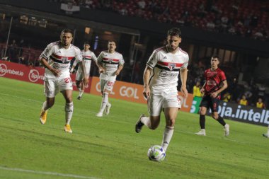 Sao Paulo (SP), Brezilya 06 / 21 / 2023 - Sao Paulo ile Athletico-PR arasındaki maç, Brezilya şampiyonasının 11. turu için geçerli, bu çarşamba gecesi, Morumbi Stadyumu 'nda (21). 