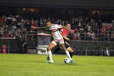 Sao Paulo (SP), Brezilya 06 / 21 / 2023 - Sao Paulo ile Athletico-PR arasındaki maç, Brezilya şampiyonasının 11. turu için geçerli, bu çarşamba gecesi, Morumbi Stadyumu 'nda (21). 