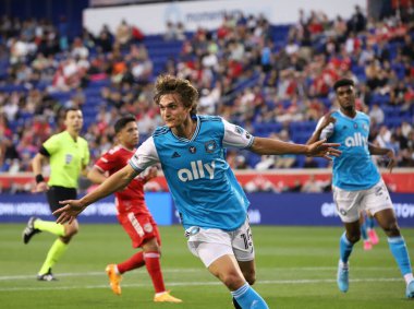 Bender, MLS Normal Sezonu 'nda ilk golünü attı: New York Red Bulls, Charlotte FC' ye karşı. 21 Haziran 2023, Harison, New Jersey, ABD: Bender (Charlotte FC), Major League için geçerli olan New York Red Bulls maçında ilk golünü attı. 