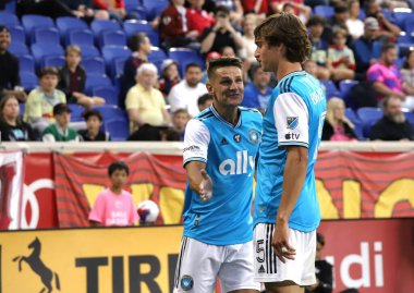 Bender, MLS Normal Sezonu 'nda ilk golünü attı: New York Red Bulls, Charlotte FC' ye karşı. 21 Haziran 2023, Harison, New Jersey, ABD: Bender (Charlotte FC), Major League için geçerli olan New York Red Bulls maçında ilk golünü attı. 