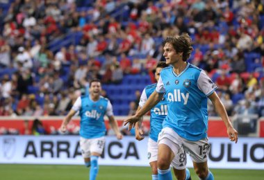 Bender, MLS Normal Sezonu 'nda ikinci golünü attı: New York Red Bulls, Charlotte FC' ye karşı. 21 Haziran 2023, Harison, New Jersey, ABD: Bender (Charlotte FC), Major League için geçerli olan New York Red Bulls maçında ikinci golünü attı.
