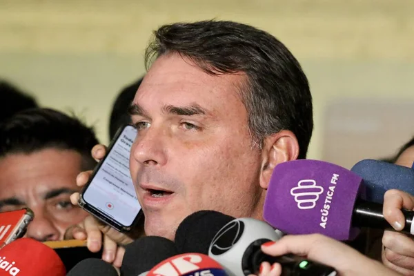Brasilia Brasile 2023 Senatore Flavio Bolsonaro Parla Alla Stampa Dopo — Foto Stock