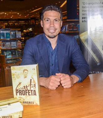 Sao Paulo (SP), Brezilya 06 / 23 / 2023 - Bu Cuma gecesi, eski futbolcu Hernanes 