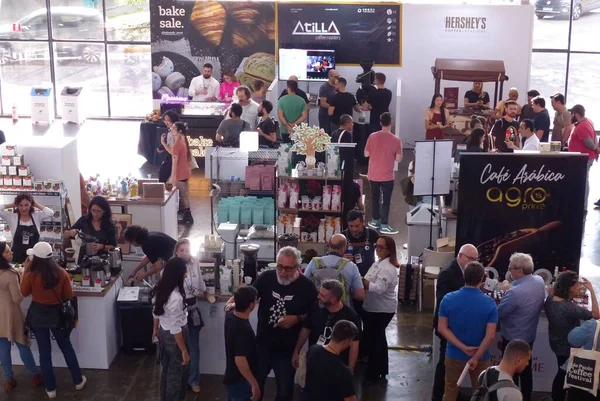 サンパウロ ブラジル2023年6月23日 ブラジル最大のコーヒーフェスティバル サンパウロコーヒーフェスティバルが今週金曜日 に始まりました イベントには100以上の出展者があり メインのコーヒーショップからコーヒーを試飲することができます — ストック写真