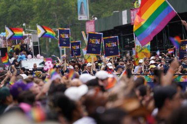 New York City Pride March 2023, 25 Haziran 2023, New York, ABD: New York City Pride March dünyanın en büyük LGBTQ + gururlu geçit törenlerinden biri olarak bilinir, dünyanın çeşitli yerlerinden her yıl milyonlarca katılımcı çeker. 