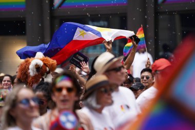 New York City Pride March 2023, 25 Haziran 2023, New York, ABD: New York City Pride March dünyanın en büyük LGBTQ + gururlu geçit törenlerinden biri olarak bilinir, dünyanın çeşitli yerlerinden her yıl milyonlarca katılımcı çeker. 