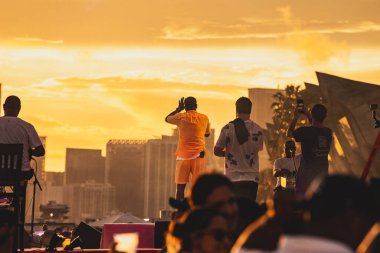 Miami (ABD), 06 / 25 / 2023 -- 25 Pazar günü, Sao Paulo 'dan şarkıcı Thiaguinho' nun katıldığı Afternoon Miami, Miami Marina Stadyumu 'nda gerçekleşti..