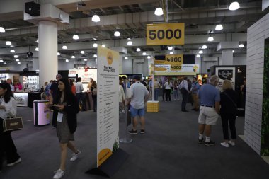 New York 'taki 67. Yaz Süslü Yemek Şovu. 26 Haziran 2023, New York, ABD: 67. Süslü yemek fuarı 25-27 Haziran tarihleri arasında Javits Kongre Merkezi 'nde gerçekleşti. ABD 'deki en büyük B2B spesiyal gıda etkinliğidir.