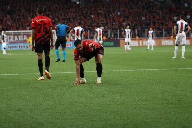 Curitiba (PR), Brazil 06 / 27 / 2023 - Athletico PR 'dan Vitor Roque, Libertadores 2023' ün grup aşamasının 6. turu için geçerli olan Alianza Lima 'ya karşı attığı golü kutluyor 