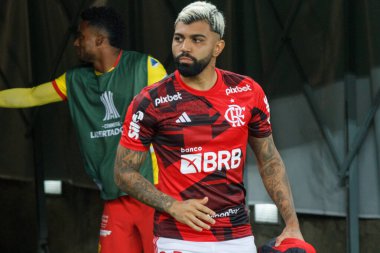 Rio de Janeiro (RJ), Brezilya 06 / 28 / 2023 - Gabriel do Flamengo ve Aucas arasında oynanan ve grup aşamaları için geçerli olan maçta, Libertadores da America 2023 'ün 6. turunda Mario Stadyumu Filho' da (Maracana) oynandı.)