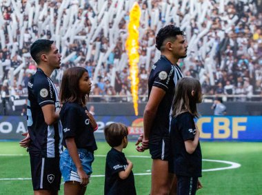 Rio de Janeiro (RJ), Brezilya - 02 / 07 / 2023 - BRAZILEIRO / BOTAFOGO / VASCO / RJ - Botafogo ve Vasco arasındaki maç, 2023 Brezilya Şampiyonası 'nın 13. turu için geçerli, Rio de Janeiro' nun kuzey bölgesindeki Nilton Santos Stadyumu 'nda (Engenhao) düzenlendi.