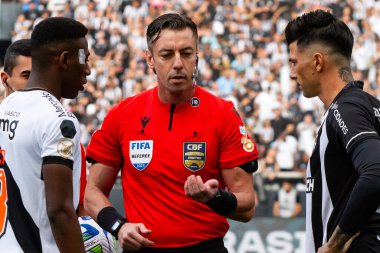 Rio de Janeiro (RJ), Brezilya - 02 / 07 / 2023 - BRAZILEIRO / BOTAFOGO / VASCO / RJ - Botafogo ve Vasco arasındaki maç, 2023 Brezilya Şampiyonası 'nın 13. turu için geçerli, Rio de Janeiro' nun kuzey bölgesindeki Nilton Santos Stadyumu 'nda (Engenhao) düzenlendi.