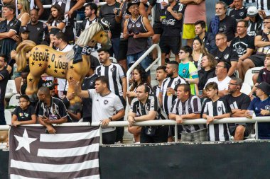 Rio de Janeiro (RJ), Brezilya - 02 / 07 / 2023 - BRAZILEIRO / BOTAFOGO / VASCO / RJ - Botafogo ve Vasco arasındaki maç, 2023 Brezilya Şampiyonası 'nın 13. turu için geçerli, Rio de Janeiro' nun kuzey bölgesindeki Nilton Santos Stadyumu 'nda (Engenhao) düzenlendi.