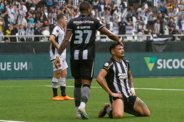 Rio de Janeiro (RJ), Brezilya - 02 / 07 / 2023 - BRAZILEIRO / BOTAFOGO / VASCO / RJ - Botafogo ve Vasco arasındaki maç, 2023 Brezilya Şampiyonası 'nın 13. turu için geçerli, Rio de Janeiro' nun kuzey bölgesindeki Nilton Santos Stadyumu 'nda (Engenhao) düzenlendi.