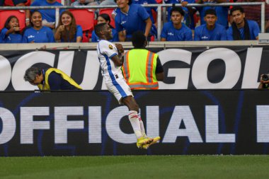 (Concacaf Gold Cup: Martinique ve Panama arasında futbol maçı. 30 Haziran 2023, Harison, New Jersey, ABD: Jose Farjado, Martinique 'e karşı attığı ilk golü Concacaf Gold Cup' ın ikinci turu için geçerli olan futbol maçında kutluyor