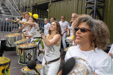 (Marisa Monte Central Park 'ta gösteri yapıyor. 2 Temmuz 2023, New York, New York, ABD: Marisa Monte, Brezilya Yaz Festivali 'nin açılış gecesinde Central Park' taki SummerStage 'da 2 Temmuz 2023' te sahne aldı..  