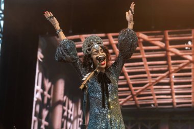 (Marisa Monte Central Park 'ta gösteri yapıyor. 2 Temmuz 2023, New York, New York, ABD: Marisa Monte, Brezilya Yaz Festivali 'nin açılış gecesinde Central Park' taki SummerStage 'da 2 Temmuz 2023' te sahne aldı..  