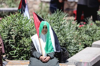 (INT) Ulusal ve İslami Eylem Fraksiyonları Jenin kampı için bir destek standı organize ediyor. 3 Temmuz 2023, Gazze, Filistin: Ulusal ve İslami Eylem Fraksiyonları Pazartesi günü Jenin kampı için bir destek standı düzenledi. 