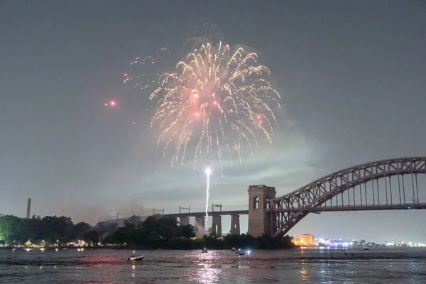 Празднование Дня Независимости Июня 2023 Года Нью Йорк Сша Фейерверк — стоковое фото