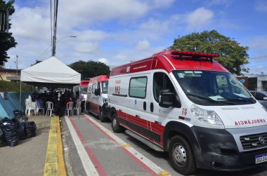 Natal (RN), Brazil - 07/03/2023 - HEALTH/NURSES/SAMU/RN - Nursing workers violate court decision and maintain strike in Natal RN. SAMU ambulances are waiting for stretchers to be released from the corridors, at Pronto Socorro Clovis Sarinho clipart
