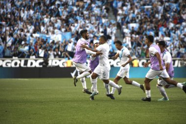 Concacaf Gold Cup: Guadeloupe, Guatemala 'ya karşı. 4 Temmuz 2023 'te, Harrison, New Jersey, ABD: Guatemala' dan Carlos Mejia, Red Bull Arena 'da Guadeloupe' a karşı oynanan futbol maçında, Concacaf Gold Cup 'ın 3. raundunda galibiyet golünü attı.