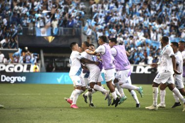 Concacaf Gold Cup: Guadeloupe, Guatemala 'ya karşı. 4 Temmuz 2023 'te, Harrison, New Jersey, ABD: Guatemala' dan Carlos Mejia, Red Bull Arena 'da Guadeloupe' a karşı oynanan futbol maçında, Concacaf Gold Cup 'ın 3. raundunda galibiyet golünü attı.