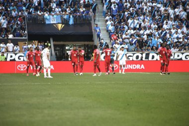 (Concacaf Gold Cup: Guadalupe, Guatemala 'ya karşı. 4 Temmuz 2023, Harrison, New Jersey, ABD: Ange-Freddy Plumain Guadalupe 'nin Guatemala' ya karşı oynadığı futbol maçında Concacaf Gold Cup 'ın 3. raundunda geçerli olan ikinci golünü attı.