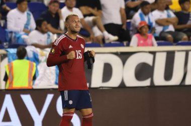 (SPO) Concacaf Gold Cup: Kosta Rika Martinik 'e karşı. 4 Temmuz 2023, Harison, New Jersey, ABD: Kosta Rika 'dan Francisco Calvo, Kızıl Boğa' da oynanan Concacaf Gold Cup 'ın 3. turu için Martinique' e karşı oynadığı futbol maçında golünü kutluyor.