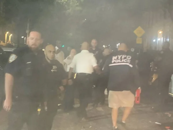 Nouveau Affrontement Entre Police Les New Yorkais Pendant Les Célébrations — Photo