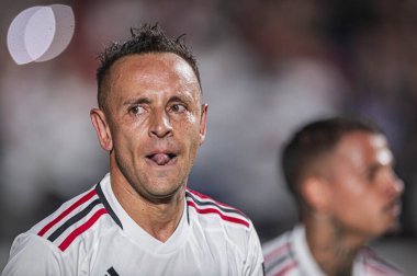 SAO PAULO (SP), 07 / 05 / 2023 - COPA DO BRASIL / SAO PAULO vS PALMEIRAS - Rafinha, Cicero Pomp 'ta düzenlenen 2023 Copa do Brasil futbolunun çeyrek finallerinin ilk ayağı için geçerli olan Sao Paulo ve Palmeiras arasındaki maçta attığı golü kutluyor