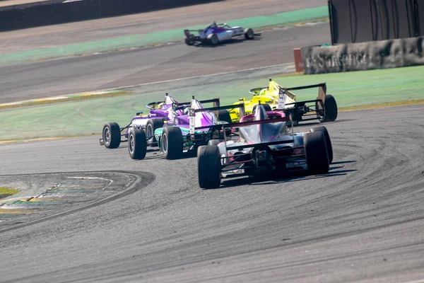 サンパウロ 2023年7月8日 Automobilismo Formula4 Interlagos Brb Formula Brasisの第2ステージが 今週土曜日にサンパウロ南部のインターラゴス レーストラックで開催されました — ストック写真