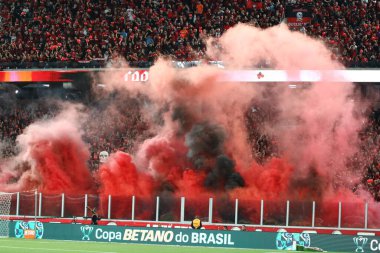 CURITIBA (PR), Brazil - 07 / 12 / 2023 - FOOTBALL / COPA DO BRASIL 2023 / ATHLETICO PR / FLAMENGO - Flamengo 'ya karşı Athletico PR, Copa do Brasil 2023 çeyrek finalinin ikinci ayağı, bu Çarşamba gecesi Ligga Arena' da oynanacak. 